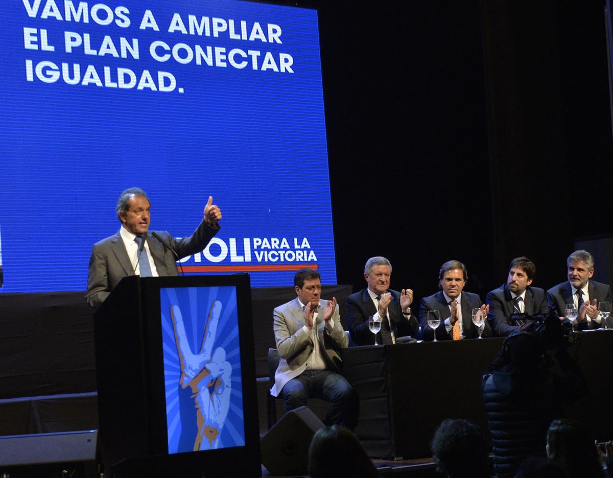 danielscioli's tweet photo. La Victoria del Futuro. Este es mi compromiso con la Educación, la Ciencia y la Tecnología https://t.co/5cZbIBFHdU http://t.co/9YUb1GOu0C