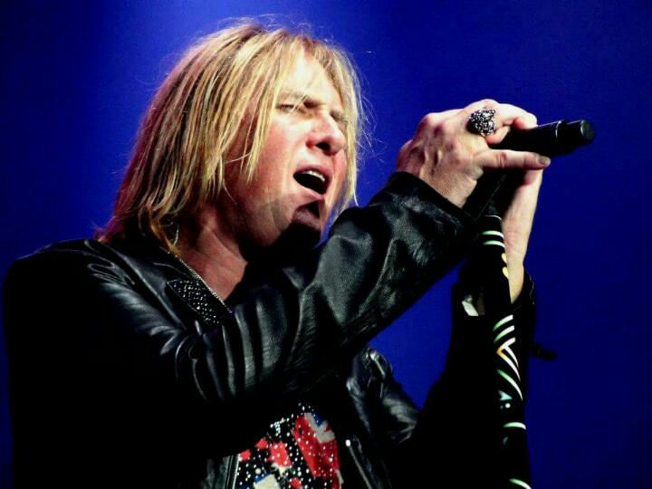 Happy Birthday to Joe Elliott!! :) 
