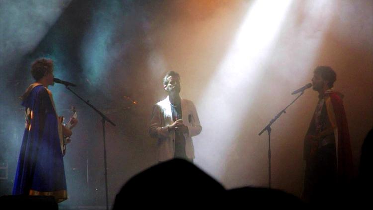 eneriocerg's tweet photo. #ilpadronedellafesta #FSGlive #postepayrockinroma http://t.co/kZcr5wYKUh