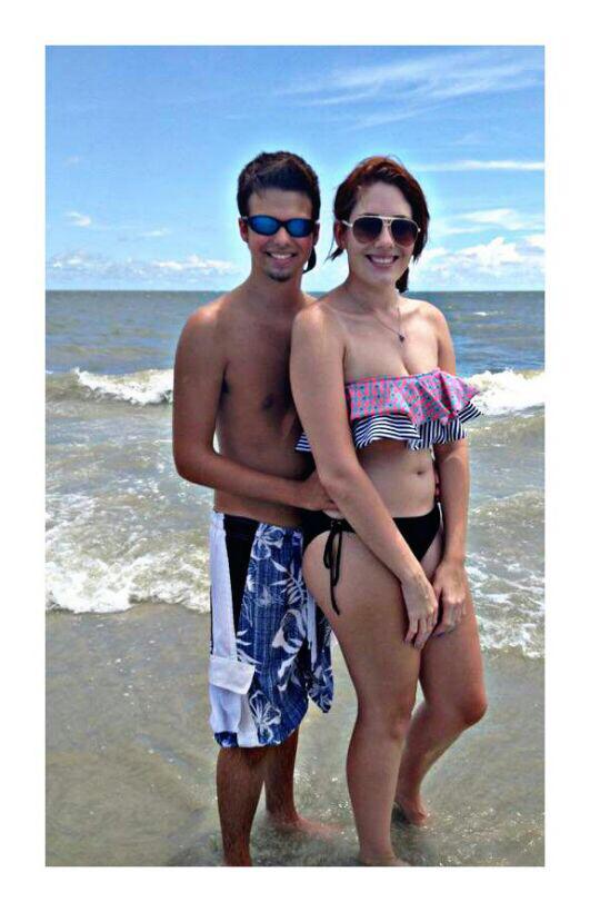 roberts_kade's tweet photo. #NationalGirlfriendDay my heart 💙💜 http://t.co/nhChmYvmvu