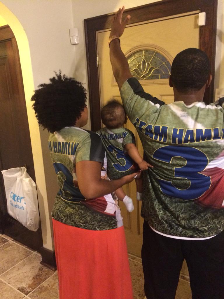 HamlinIsland's tweet image. Team Hamlin Fan club ready for the season!! #TH4 #MySupportSystem