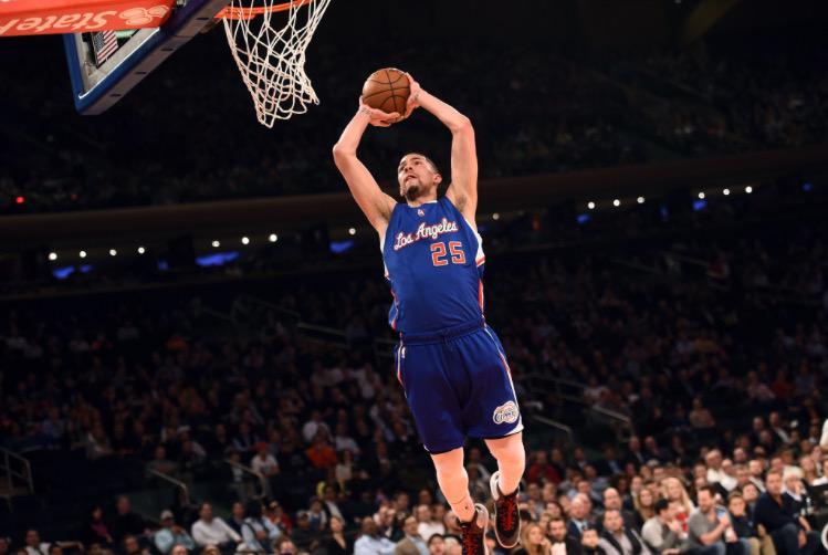 Happy birthday to the rising star Austin Rivers! Have a great day you deserve it!   