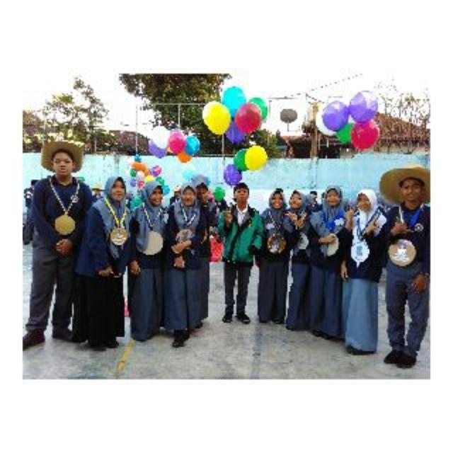 AyU_RA_'s tweet photo. Inii Di SMAM 1 Waktu Fortasii 
Thanks , http://t.co/ytC4hVDSTe