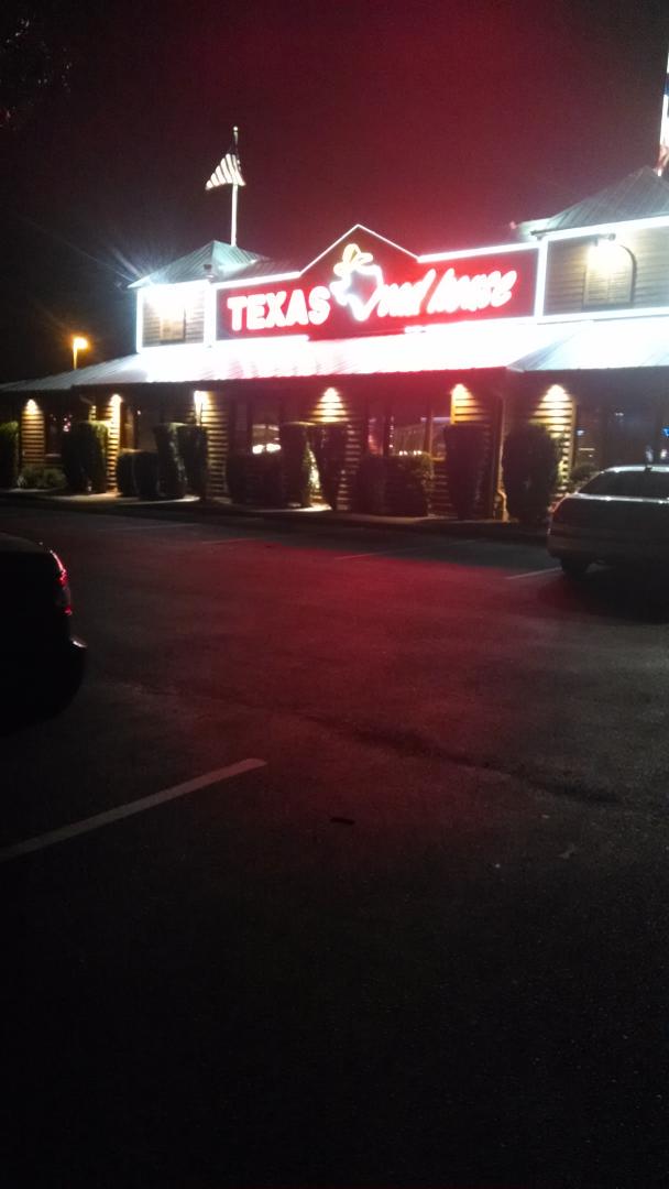 2alandale's tweet photo. Thanks again for another great steak @texasroadhouse http://t.co/iycqllWh4p