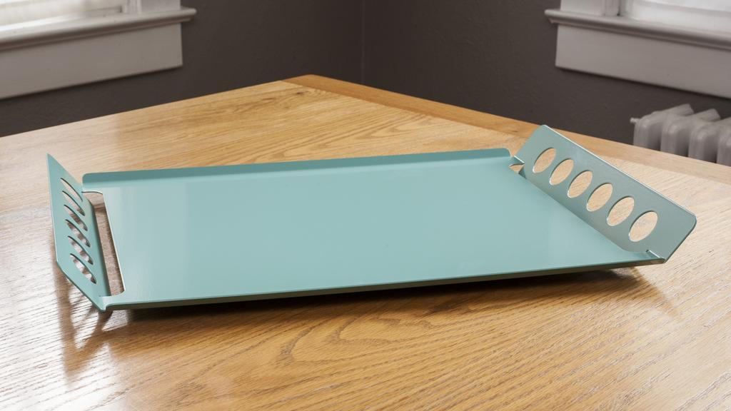 nine6Design's tweet photo. Our new #tray available on @TouchofModern until Aug 3 #flashsale #servingtray #modern #design #decor #tabletop http://t.co/F9skrBvHKj