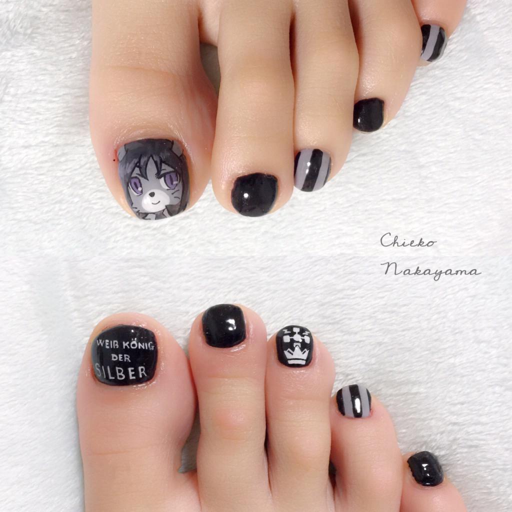 なかやま ちえこ Pa Twitter そしてマイペディキュアはどうぶつけーのクロにしました O O 秋からのk2期楽しみですね 足の爪 オフしたまま放置してたら右の親指欠けてた 爪は黒が一番落ち着くので久々に手足ともに黒っ Http T Co 5s2kngmafv