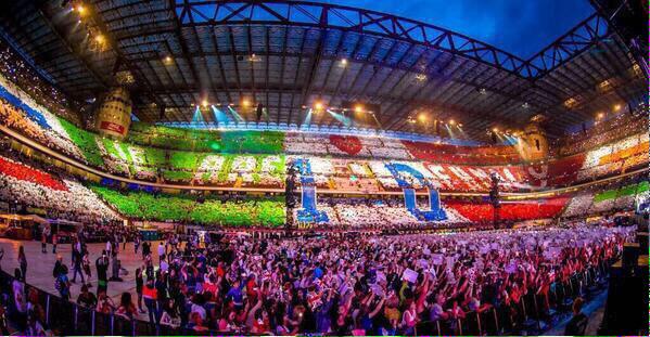 zaynbaabe's tweet image. WE LAUGH TOGETHER
WE CRY TOGETHER
WE SLAY TOGETHER
WE STAY TOGETHER

Till The End.
#MTVHottest One Direction