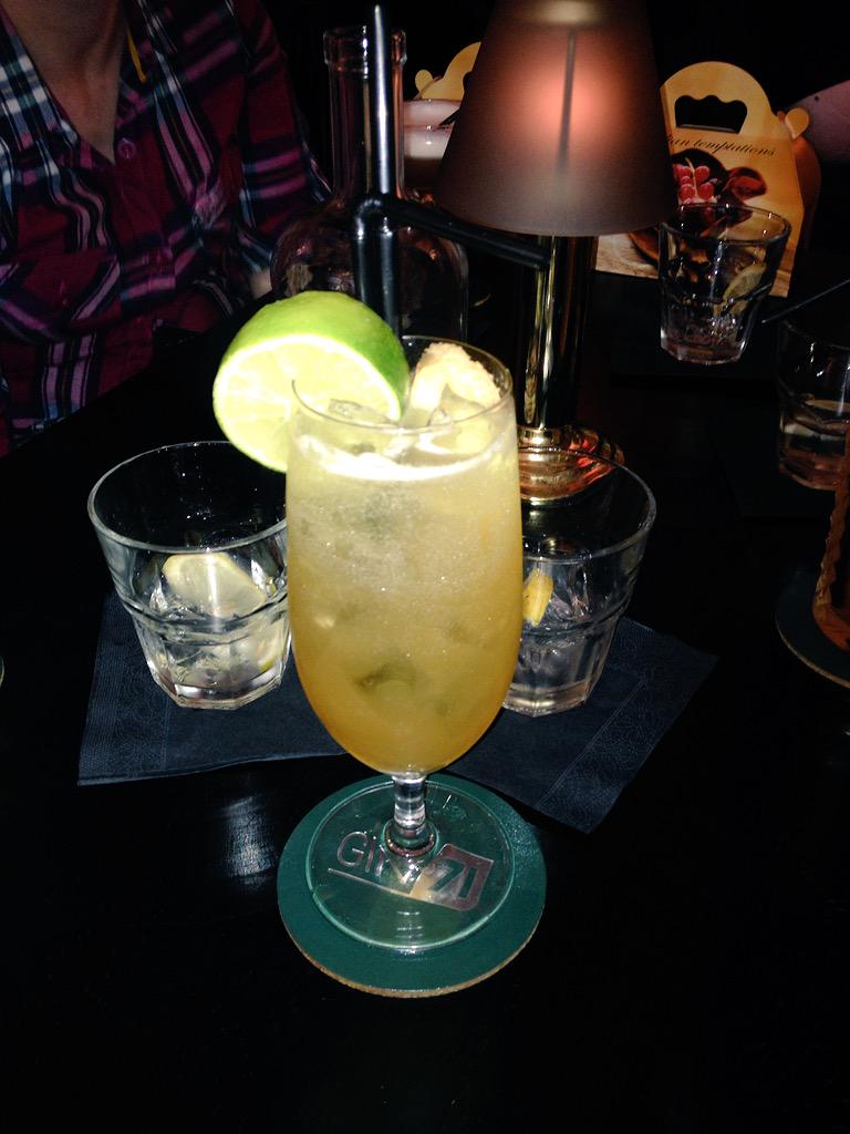 mscng's tweet photo. Another fab night with my girlies @redmojx @b4bc_ #cocktails #wallofgin http://t.co/MeLluyz0cP