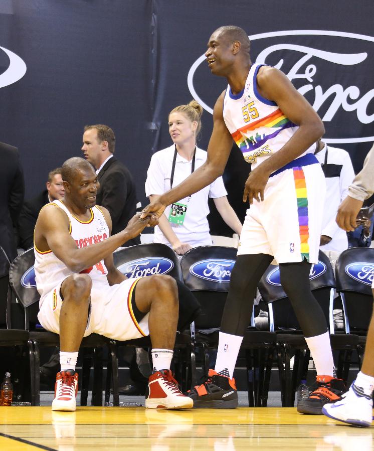 Blast from the past: Hakeem Olajuwon and Dikembe Mutombo lent 