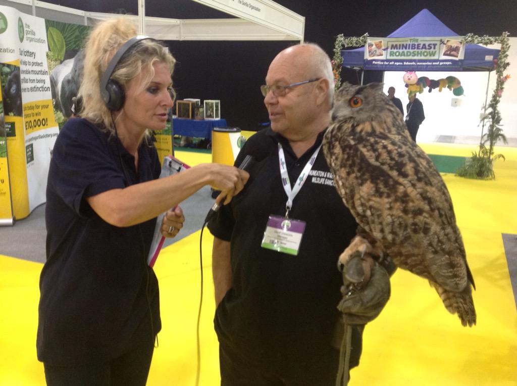 Mollie chatting to <a href="/NWWSanctuary/">Wildlife Sanctuary</a> at The Pet Show