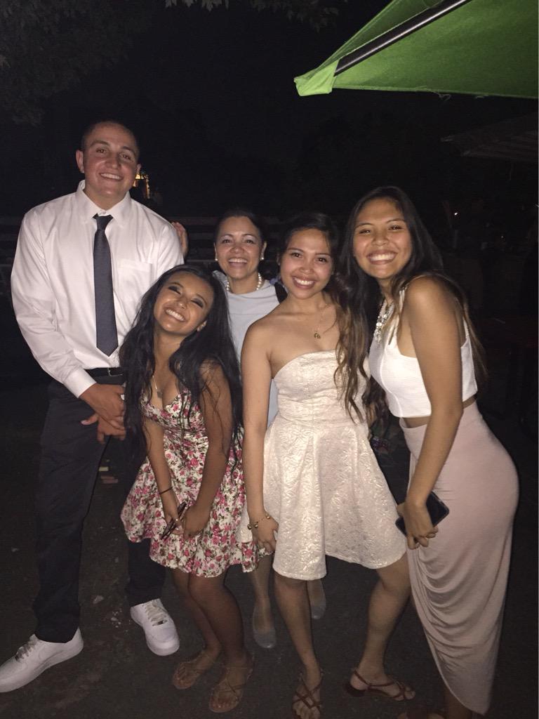 Muhreeaaa's tweet photo. We look a little too happy 😂🍻 http://t.co/0IsELc7XGb