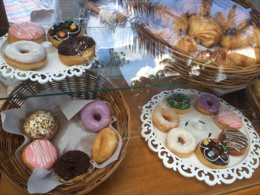 BapakBakery's tweet photo. Find us at #Sunday Market at #Segara Village Hotel until 7PM. Our cute booth named Donut To Go Go ready to serve you! http://t.co/ST77YIqvwG