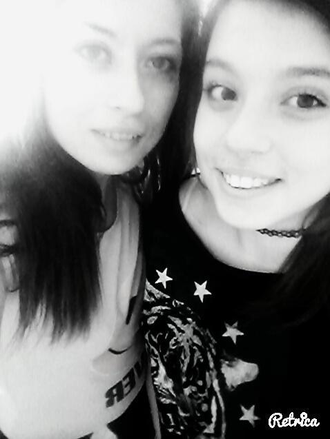 Elena___1D's tweet photo. Something from yesterday...
#HappyBday #Thecuttest #Theweirdest #Luvya #Sis x http://t.co/ZjJSpC09Nv
