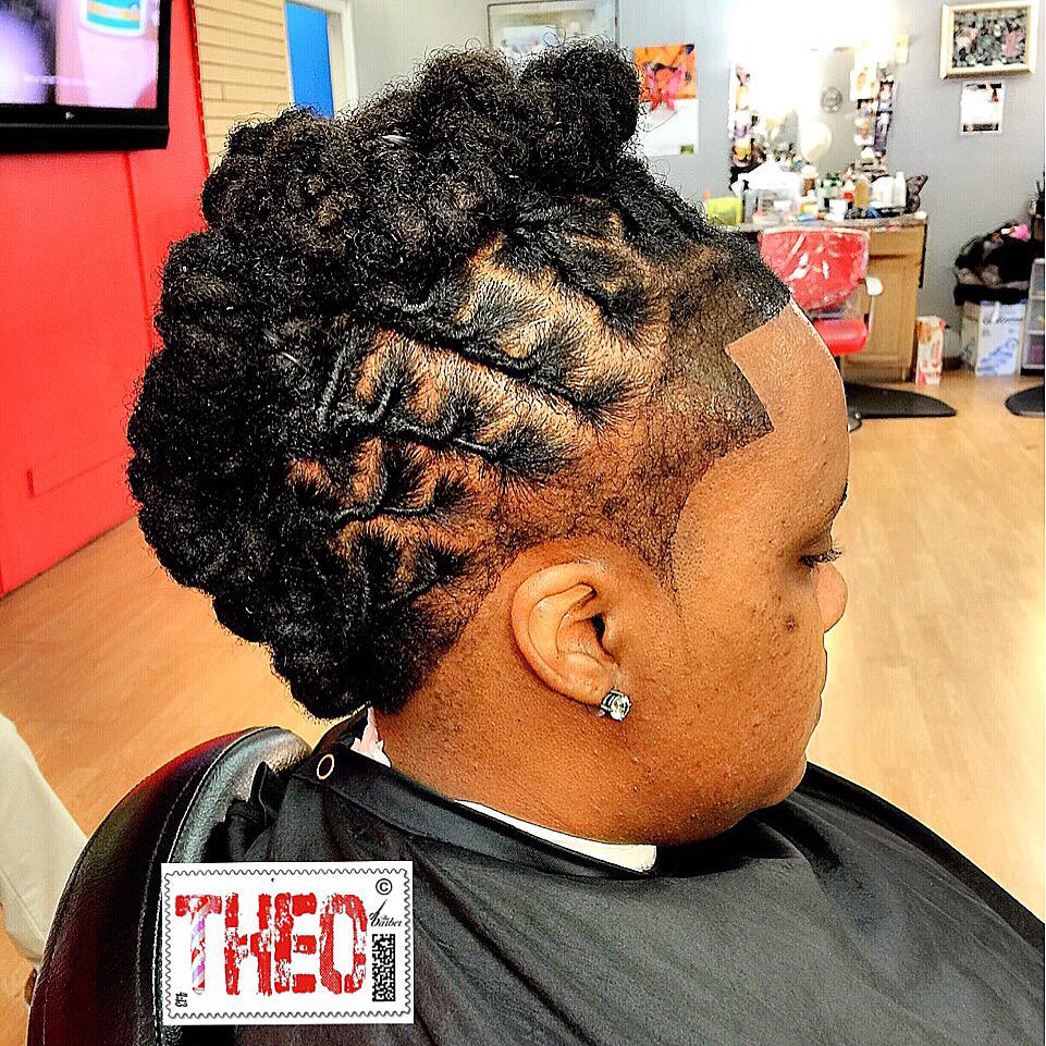 Theazy178's tweet photo. STAMPED BY DR.STAMPS "WHERE IT'S MORE THAN JUST A HAIRCUT IT'S AN EXPERIENCE!" http://t.co/zKUkbdeWBX