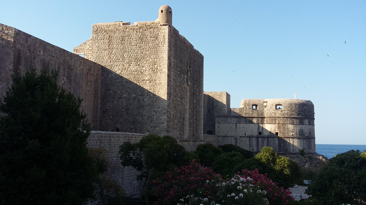 #crotransfer#taxisibenik#dubrovnik