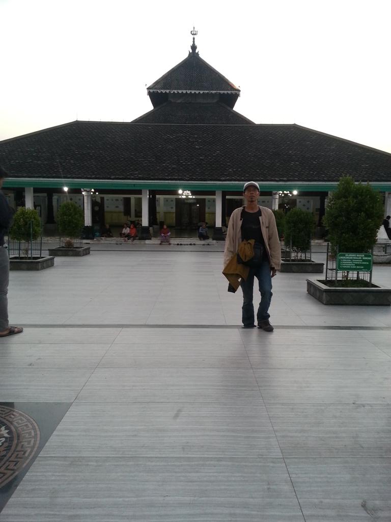 fathanuj tweet picture