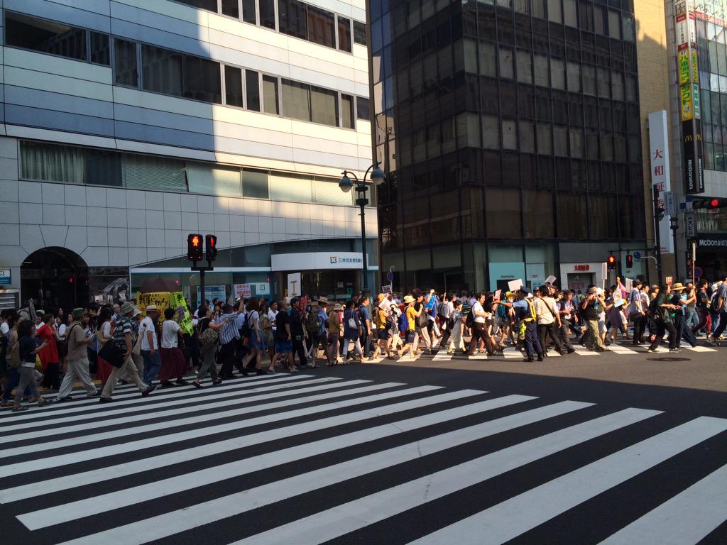 埋め込み画像への固定リンク