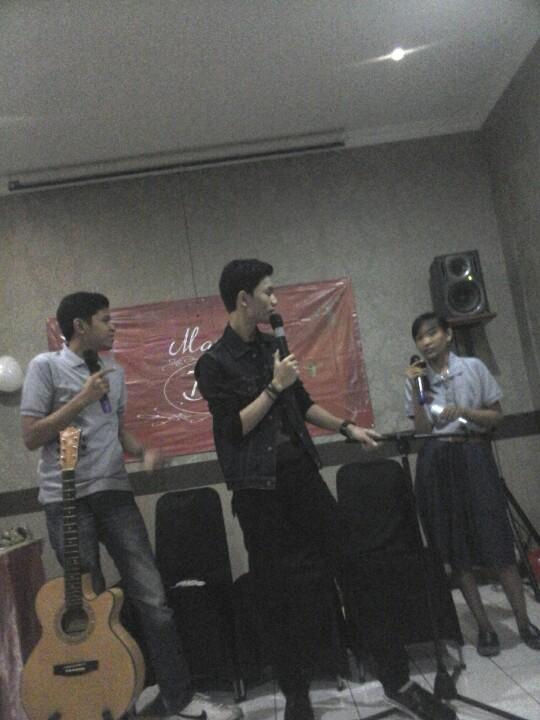 mngriosolo's tweet photo. Games putri2 solo w/ peserta MnG #MADEinSolo 😀 http://t.co/VEEovbqgUk
