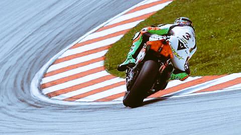 maxbiaggi's tweet photo. Questo podio è un sogno!
Grazie a tutti quelli che ci hanno creduto!
Dopo 3 anni ancora sul podio👍
Happy for this 3. http://t.co/Lx19yxfg7U