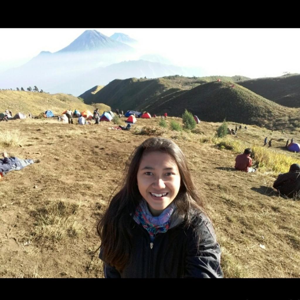 indriyunitasari's tweet photo. Gunung prau 2565 mdpl http://t.co/m03zmRAaUn