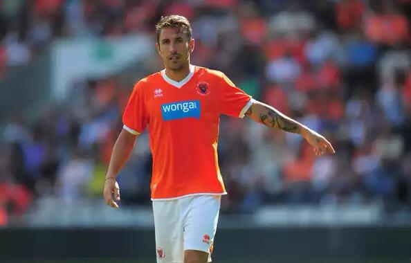 tifgerwoods's tweet photo. @Angel31Martinez this colour suits you better than any other team colour #bringbackourangel http://t.co/lxTfIqfy2m