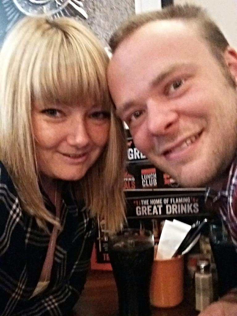 mrsarmerA113's tweet photo. Lunch date @Yarrowbridge http://t.co/BQXmUoZGZv