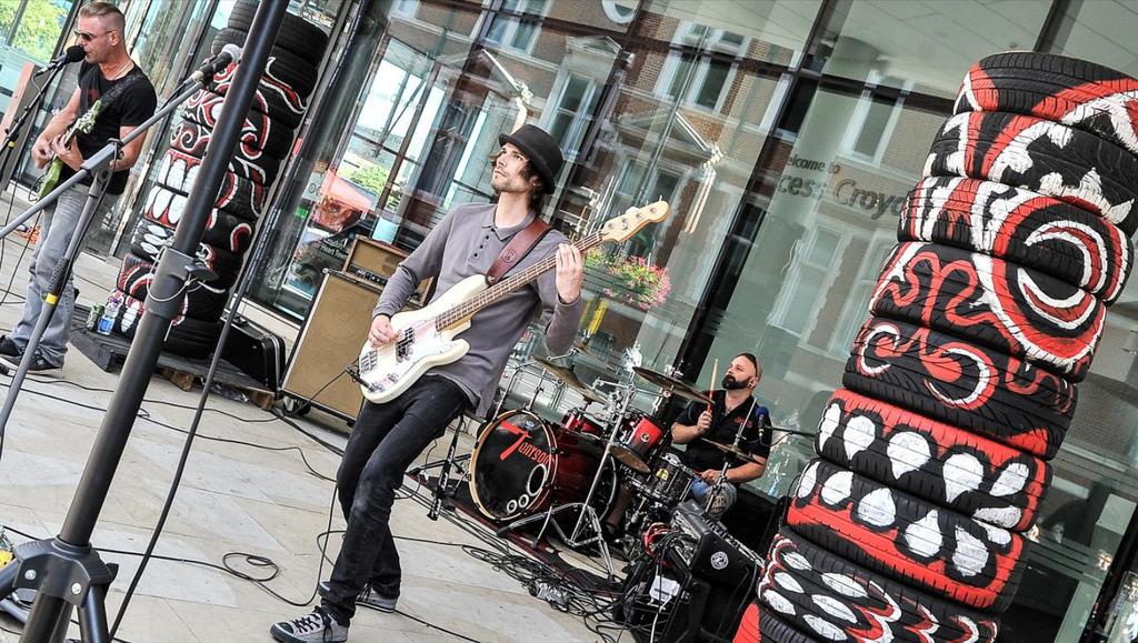 tenysonmusic's tweet photo. @AmbitionFest
#Tenyson #Audiobugs http://t.co/tMgUsM3RWD