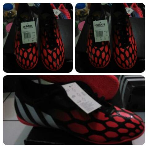 Misi gan ane mau nawarin sepatu adidas predito instict ori 100%. Sz: 42 2/3 Harga 350k Minat. 08999718740 /7DF70F3F