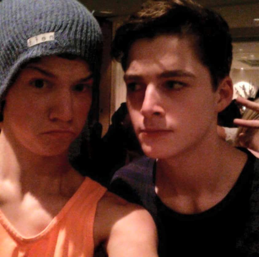 Bu sıcakta kafasına bere takan varlığa <a href="/oguz_4n1k/">Oğuz</a> denir.