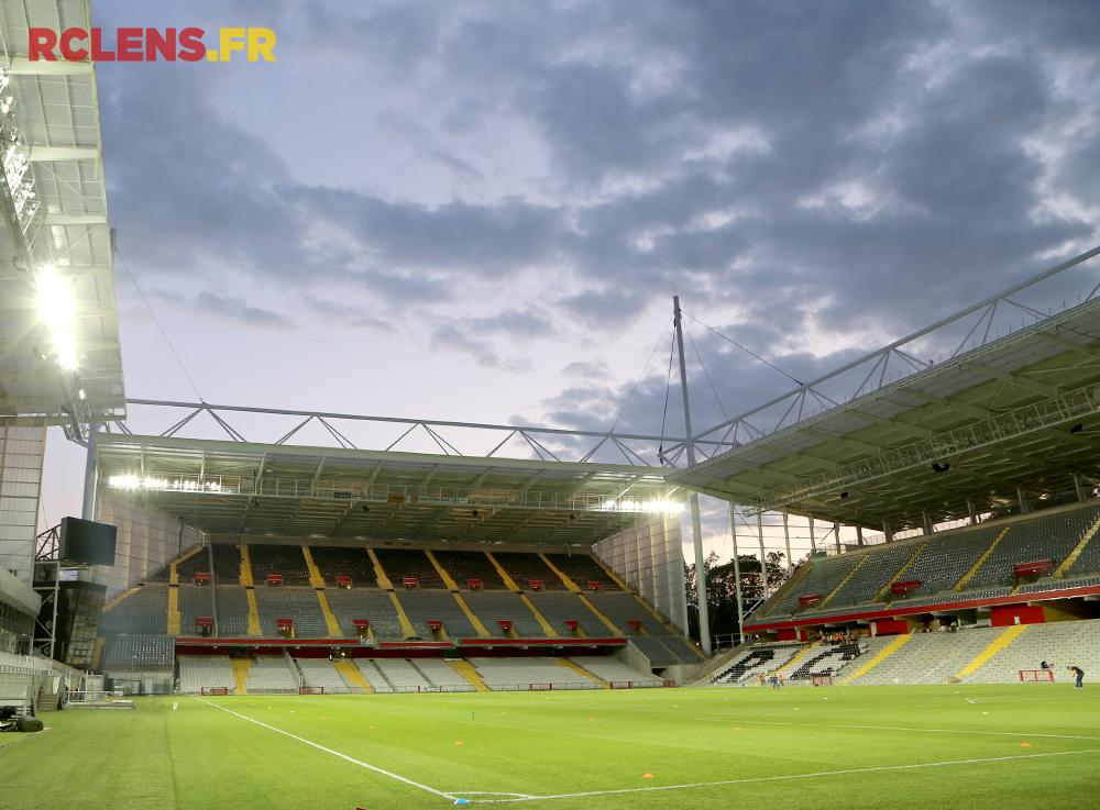 RCLens's tweet photo. D'autres clichés de #Bollaert-Delelis sur : http://t.co/3rx7uF8QMk
#RetourABollaertDelelis #rclens @EURO2016 http://t.co/UMyBBH7tMI
