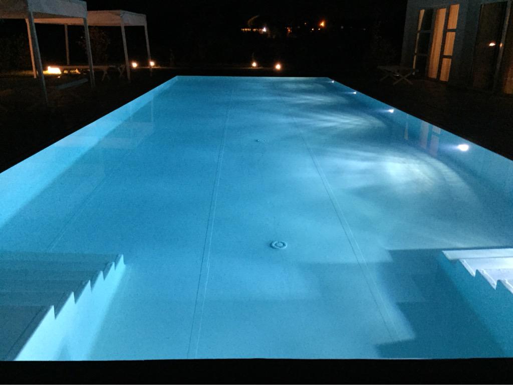 SwimLabUK's tweet image. Top tips for #VillaPool #SwimTraining #VillaPoolDrills: perfect tumble turns, under water lengths, stroke counting.