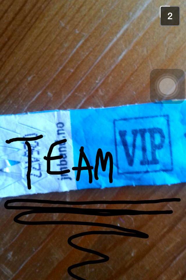 vipwachtwoord's tweet photo. Anja is some weird shit #TeamVIPFTW http://t.co/1ywLn3f5dm