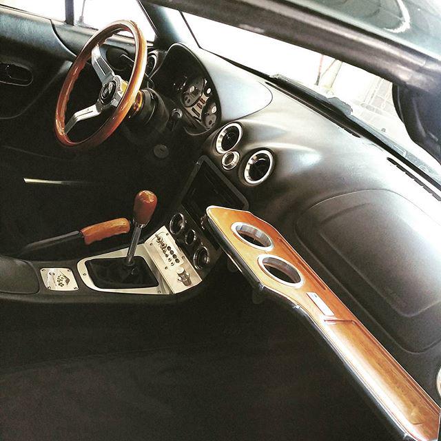 TopMiata's tweet photo. 👌 @skratchavenger / @rm_coachwork #rmcoachwork #retromodern | #TopMiata #mazda #miata #mx5 #eunos #roadster http://t.co/rALh5wshhD