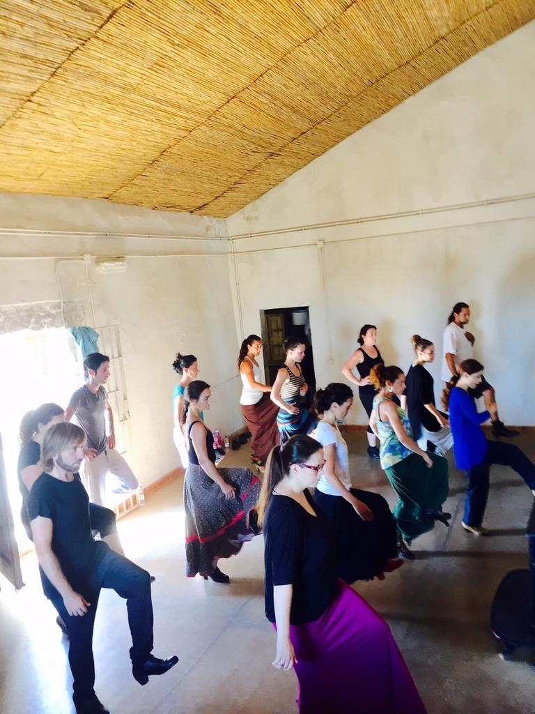 flamencoproject's tweet photo. Domingo de #campamentoflamenco con la inmensa @OlgaPericet #veranoflamenco @jmaflamenco http://t.co/fRJT7S66r9