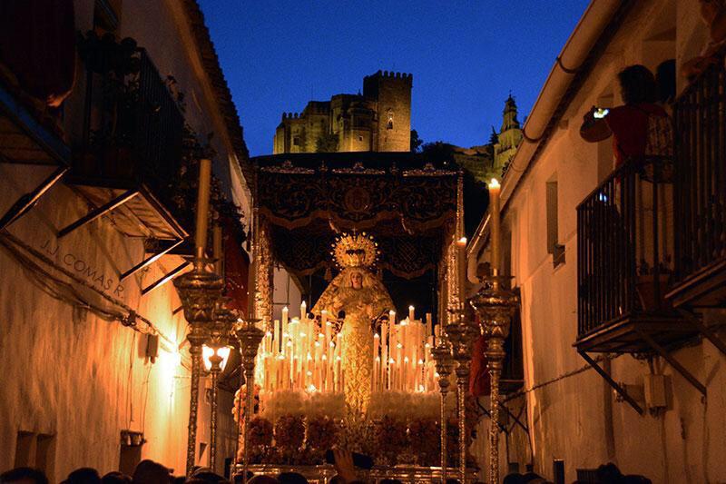 IHS_Aracena's tweet photo. Un año ha pasado ya desde q estuvimos rozando el cielo con tu presencia. Bendita seas Amargura por siempre. http://t.co/8UHHK6HBgV