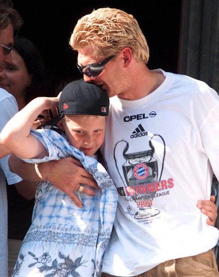 Happy 47th birthday to the one and only Stefan Effenberg! Congratulations! 