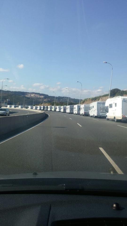 YakartAC's tweet photo. Así se veía ayer la #RutaAC al salir por la Tercera Ronda de A #Coruña #autocaravanas. Foto de Felipe Díaz. http://t.co/4YLia4F2iA