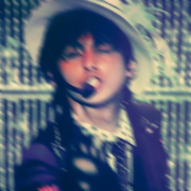 Pqxttp's tweet photo. ◇◆

.           触れたら  壊れそうだ 
        
.

#RTしたnrさんbotさんフォローする 

.                 嫉妬  独占

.

.     君がいまにも  なくなりそうで http://t.co/tBmfIweNuz