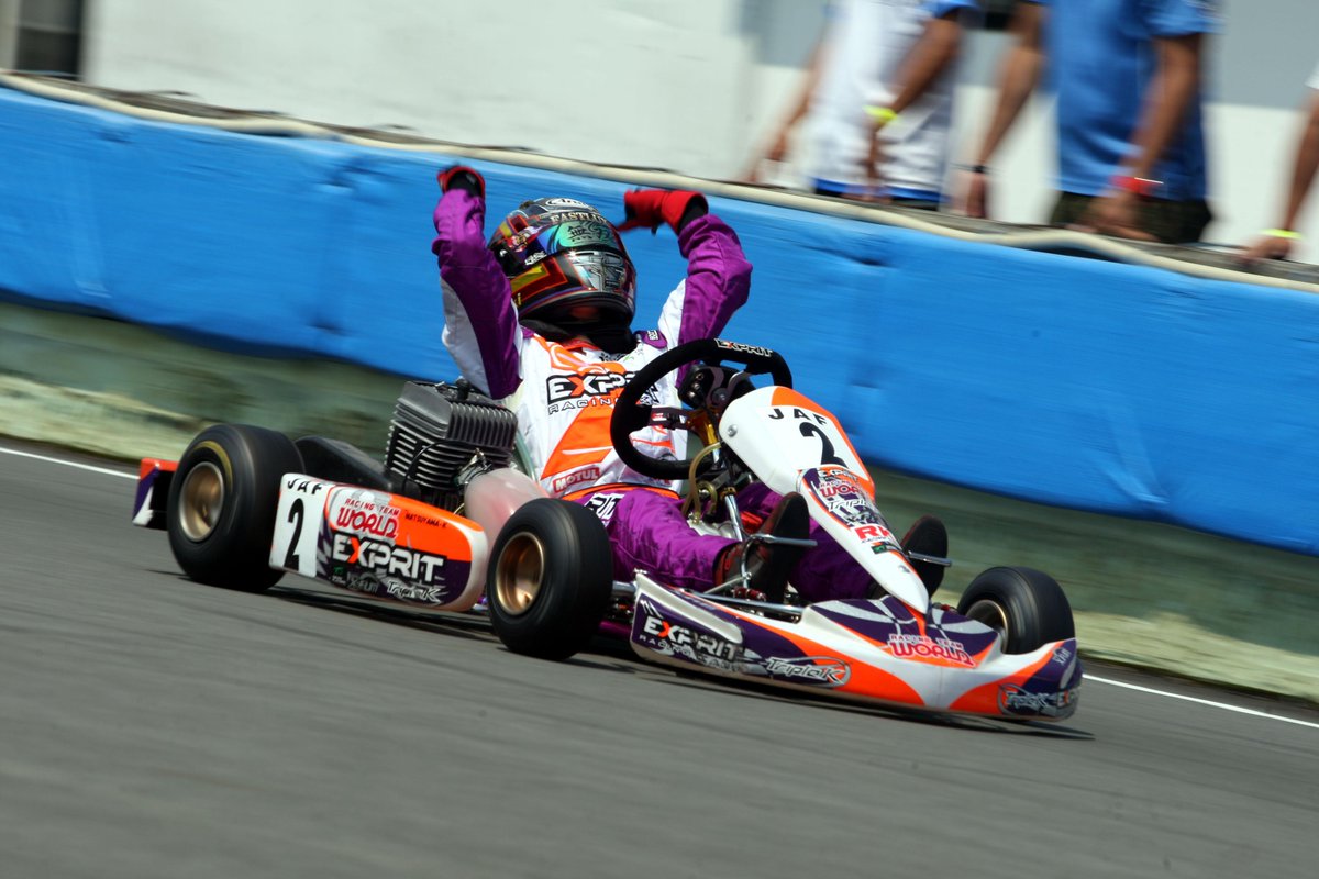 FP-Jrは津端剣心が独走で今季2勝目を獲得。2位に新田渉、3位は清水英