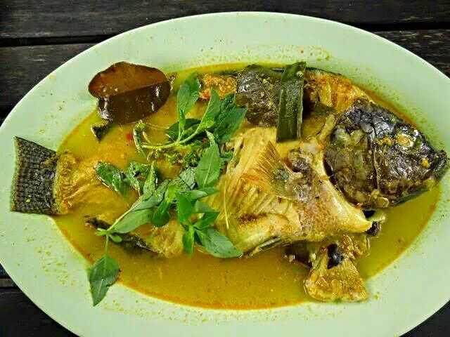 Resep Gulai Kepala Ikan Mas Agus