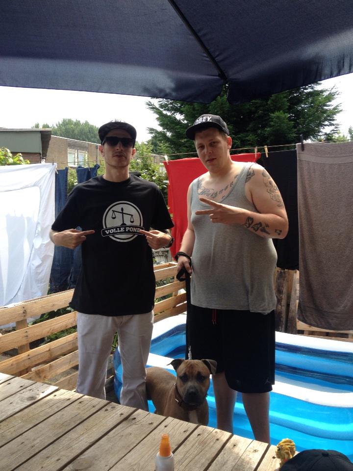 So naar king kai en thnx voor de gastvrijheid ook s/o naar driver voor de volle pond shirt #bangbang