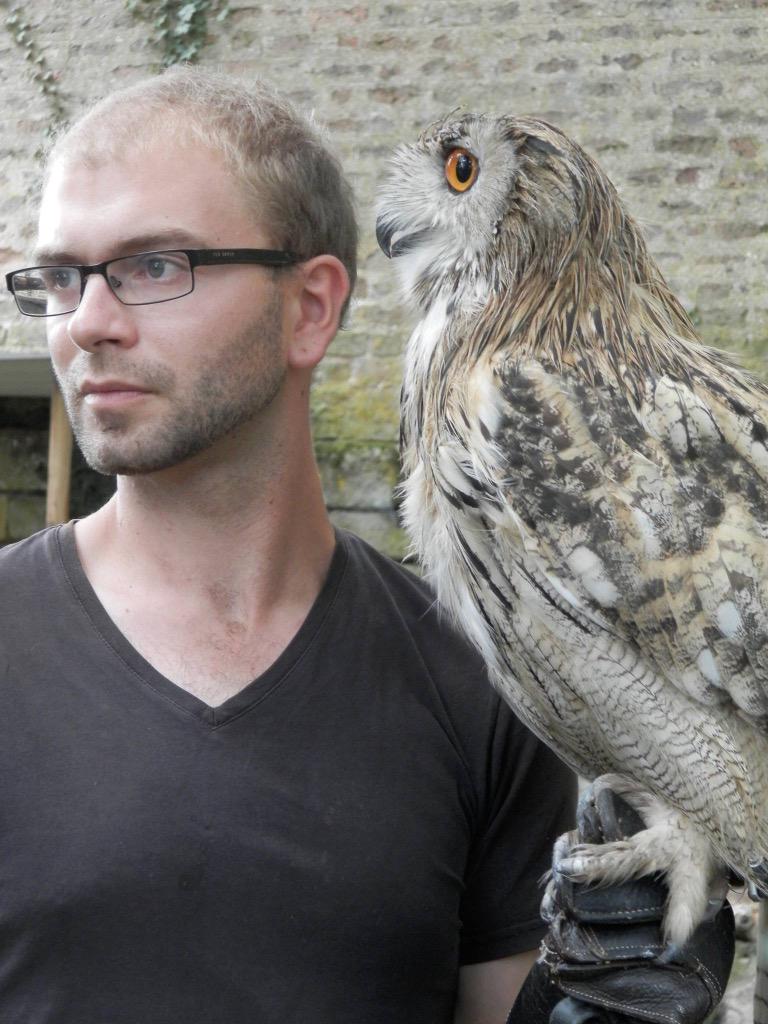 wolfdogbehavior's tweet photo. Une relation de qualité avec un animal permet de lui donner confiance en l'humain autant qu'il à confiance en vous... http://t.co/6LzRHhHw2K