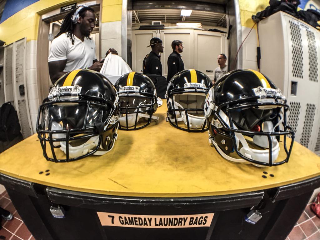 steelers's tweet photo. Time to get your head in the game. #HereWeGo http://t.co/v49DEC8Y6B