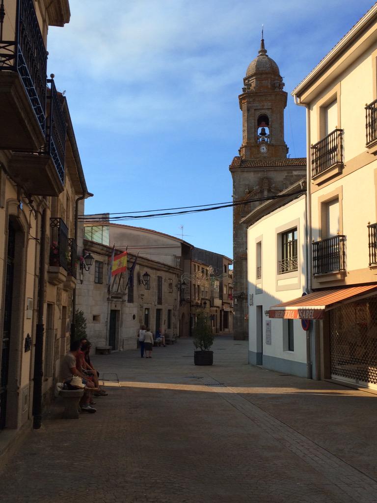 JordiSerra86's tweet photo. #caminodesantiago #Mellide @iPeregrinos @BuenKmino http://t.co/2jzTfckCCu