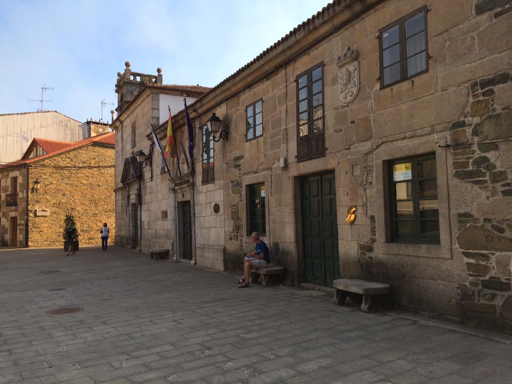 JordiSerra86's tweet photo. #caminodesantiago #Mellide @iPeregrinos @BuenKmino http://t.co/2jzTfckCCu