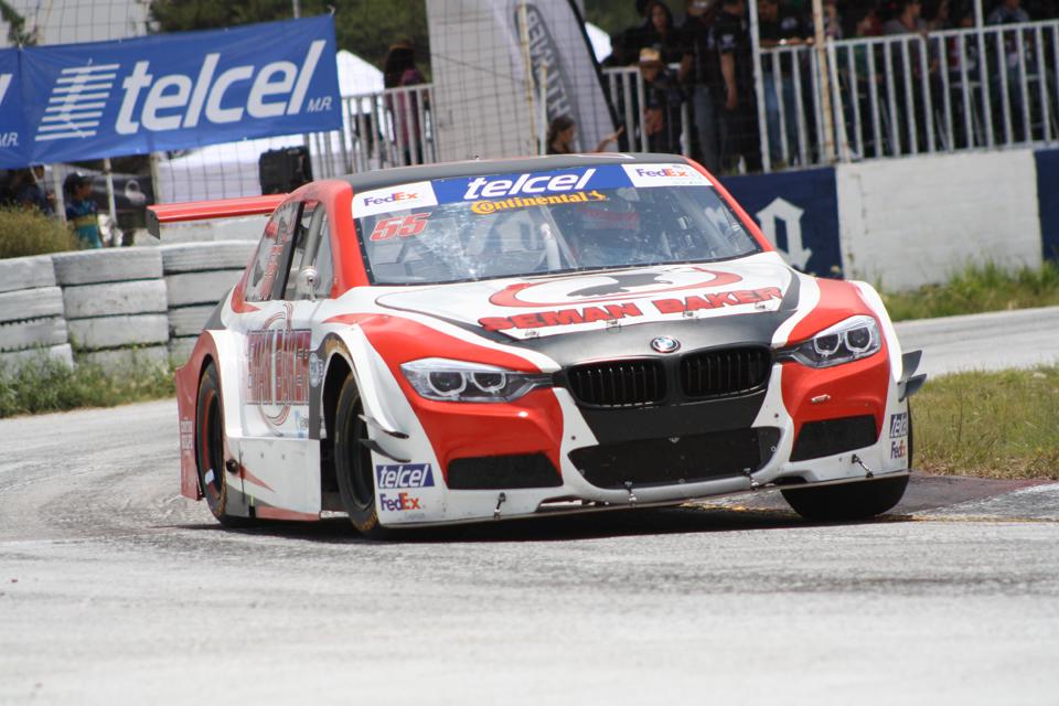 escuderiaSB's tweet photo. Tarde de contrastes @jorgeseman 3º  #Tractos, #SúperV8 @XaviRazo fue 9º y @pierorodarte terminó 13º... http://t.co/o8IyQrBv1A