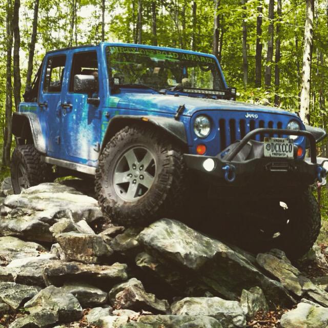 dirtyoffroad's tweet photo. Great time wheeling at #tft7 @RuggedRidge @BDSSuspension @JcrOffroad @TeraFlex @ForeverWave @GearShade @MJGBuild http://t.co/Z9kpn4ot1L