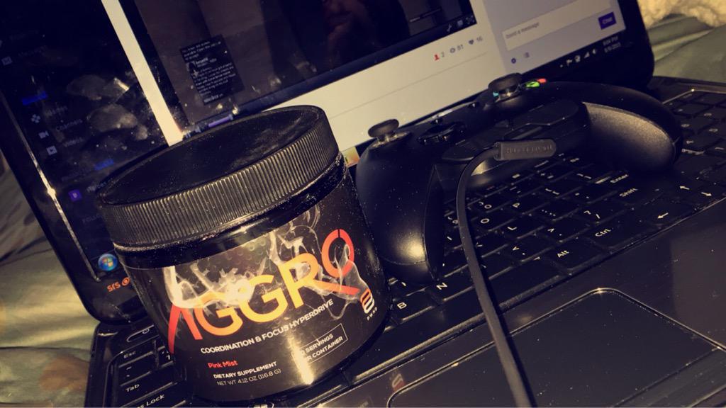 YeahImENT's tweet image. Shoutout to @PwndGamerz