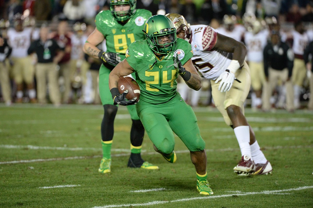 BREAKING: Oregon running back Thomas Tyner out for season following shoulder surgery csnnw.com/ducks/breaking…