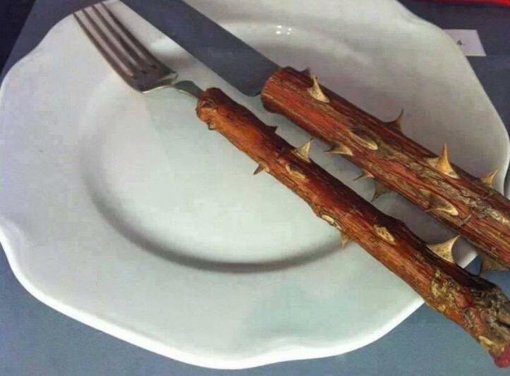 jules_mahon's tweet photo. Start of my new diet 😂🍴#weekendoverload http://t.co/QZ1pf1pqtn